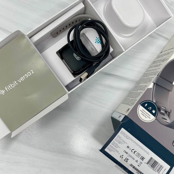 Like New - Fitbit Versa 2 - Picture 12 of 13